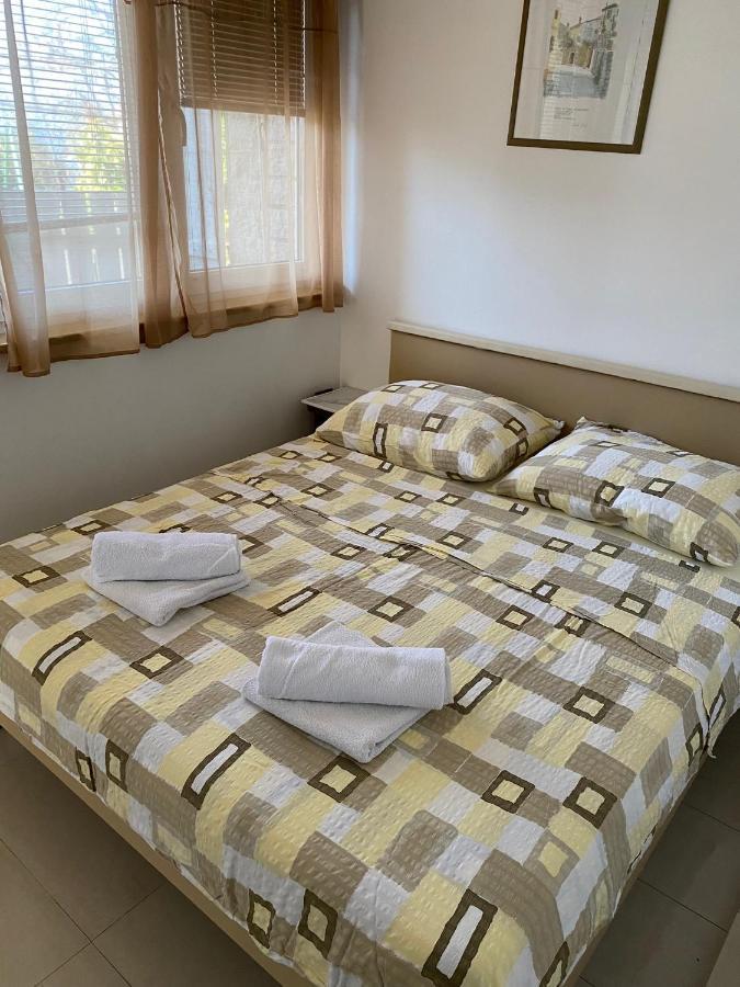 Apartmani Sara Omišalj Екстериор снимка