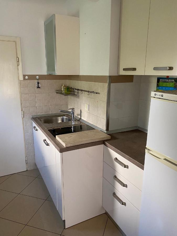 Apartmani Sara Omišalj Екстериор снимка